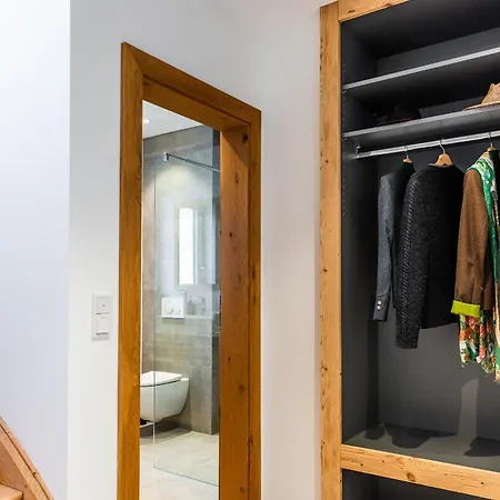 Haus Alpspitzchalet 32 * Garmisch-Partenkirchen