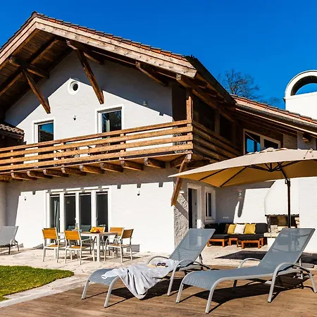 Ferienhaus Haus Alpspitzchalet 32 *