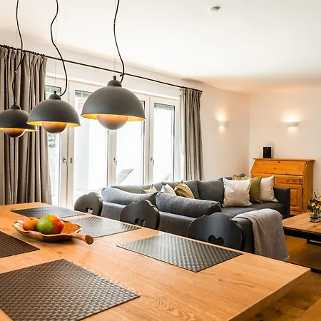 Tatil Evi Haus Alpspitzchalet 32 Garmisch-Partenkirchen