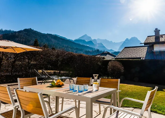 Haus Alpspitzchalet 32 Holiday home Garmisch-Partenkirchen